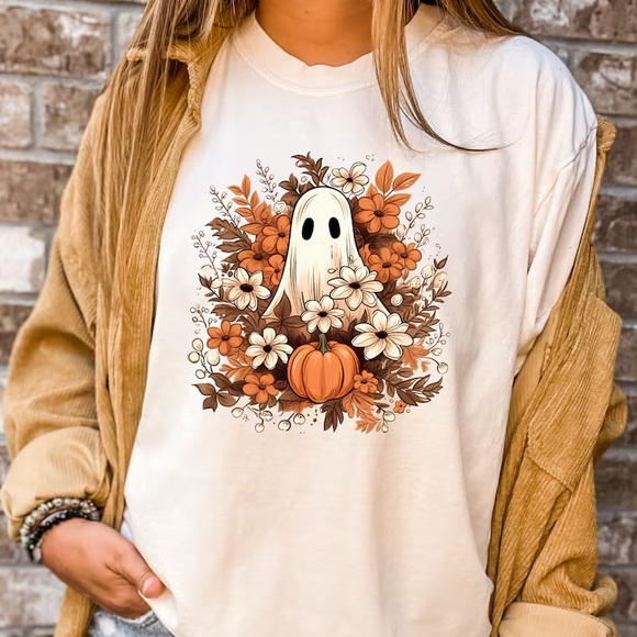 Cute ghost with pumpkin and flowers T-shirt comfort colors tee - Picture 3 of 3